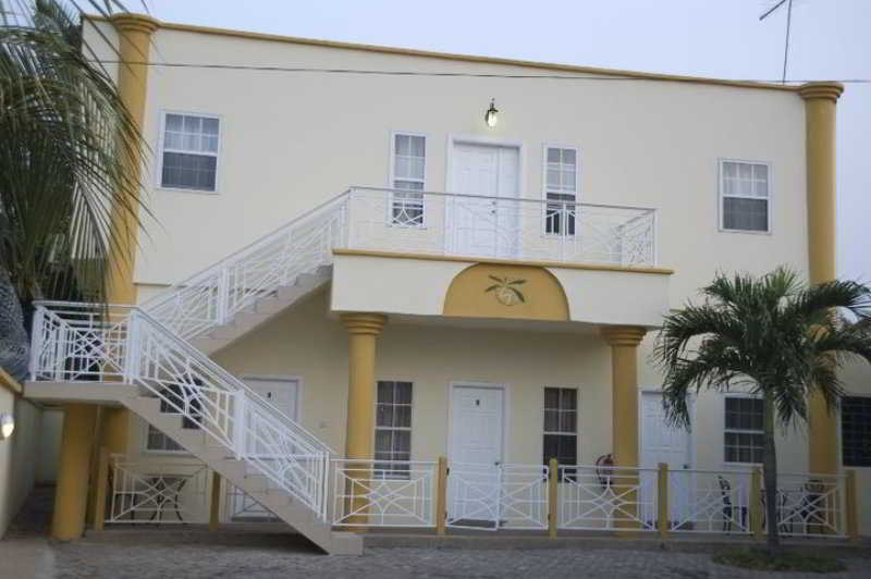 Tropical Enclave Hotel Accra Esterno foto
